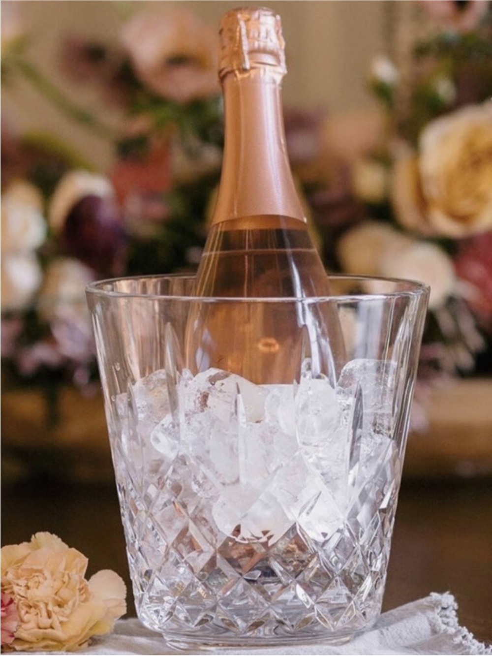 WATERFORD LISMORE ICE BUCKET, 7IN w/ Stainless Steel Tongs - Picture 4 of 5